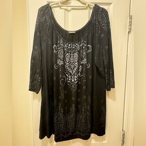 Black plus size women’s top size 2X